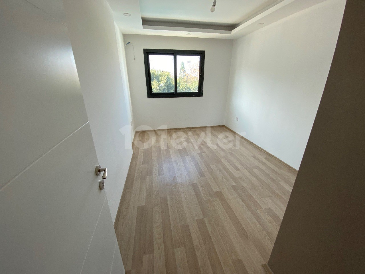 Flat For Sale in Alsancak, Kyrenia