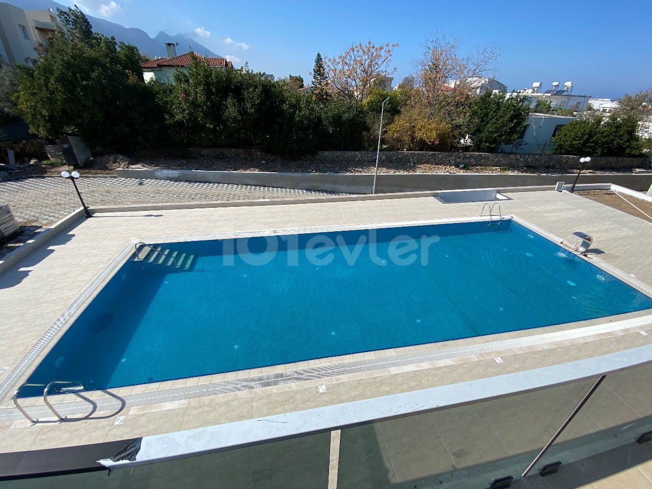 Flat For Sale in Alsancak, Kyrenia