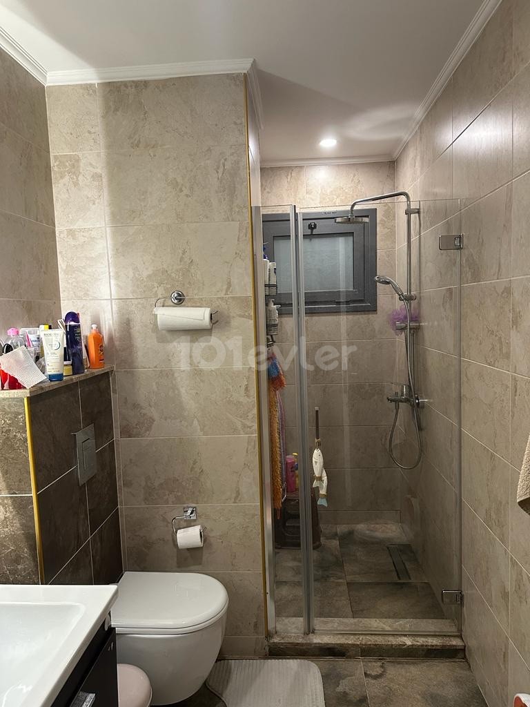 Girne Akacan Sitesi Comfort Blok Tüm vergileri ödenmiş Eşyalı Satılık Daire