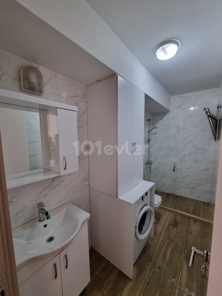 2+1 WOHNUNG ZU VERMIETEN IM KYRENIA CENTER, LUXURIÖSE WOHNUNG