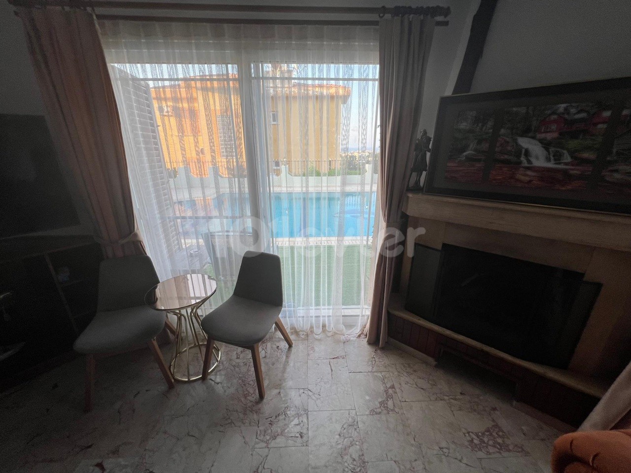 Girne Edremit Kiralik 3+1 Havuzlu Villa