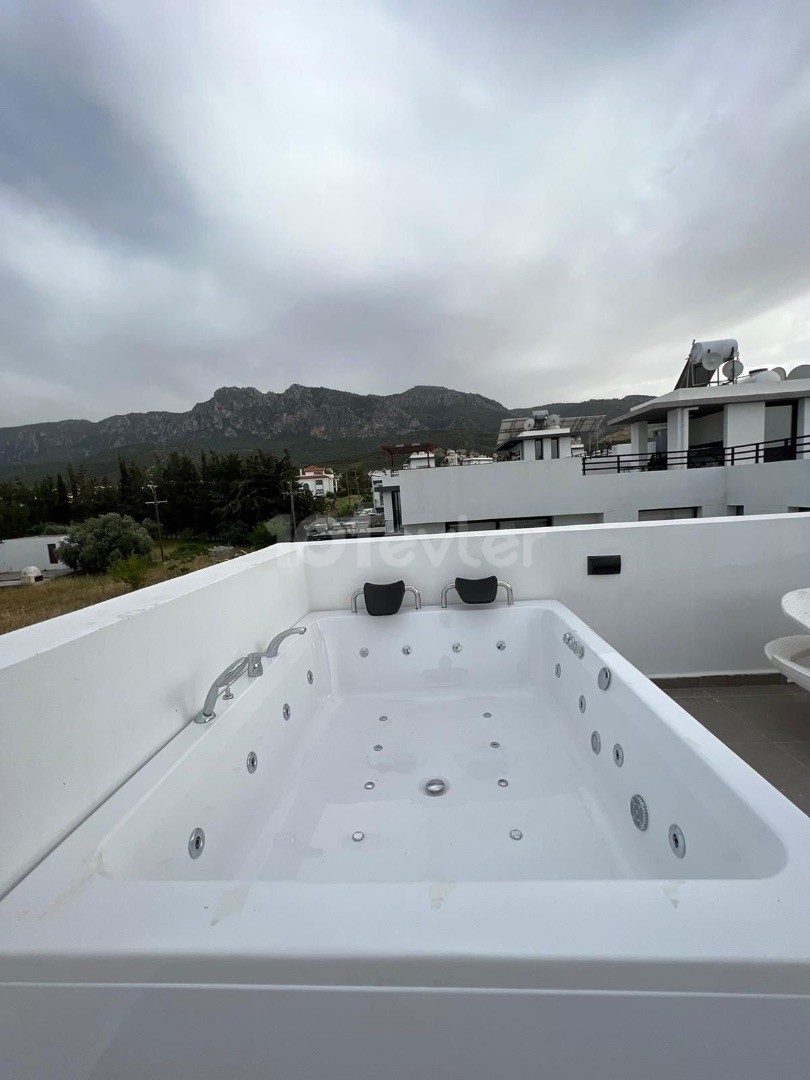 Kyrenia Alsancak Villa for Rent