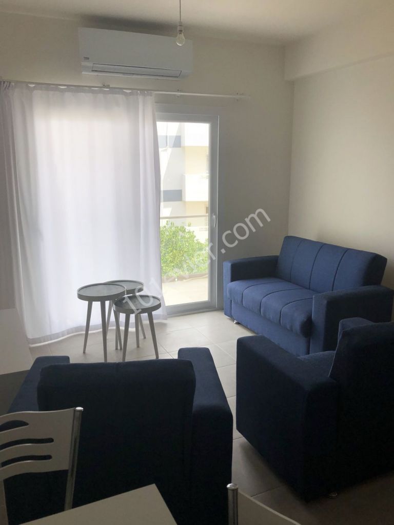 Yeni eşyalı,  türk lirasına kiralık daire -  Duraklara yakın 2+1