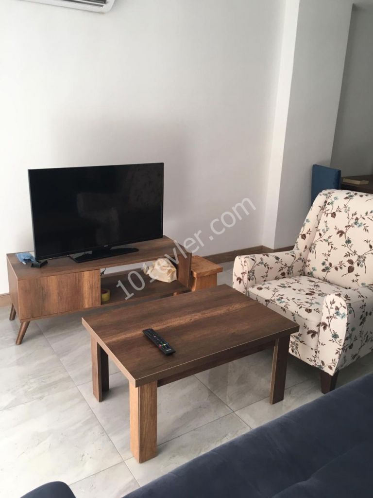 GİRNE MERKEZDE 2+1 FUL EŞYALI DAİRE