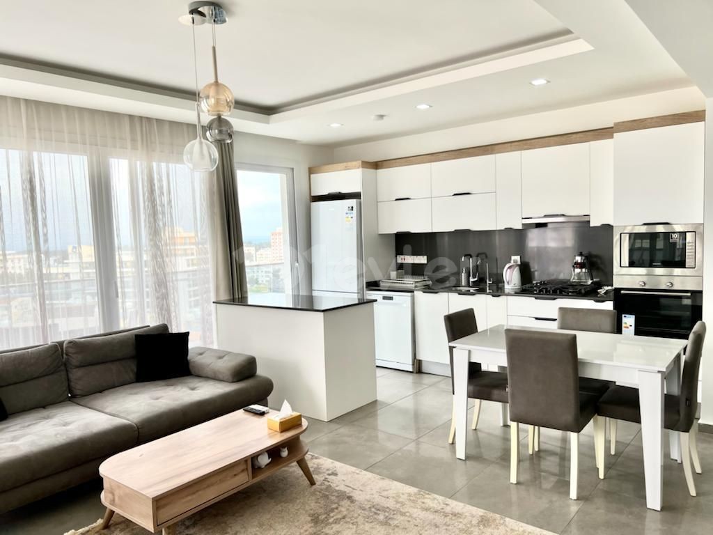 MAĞUSA TERRACE PARKTA 2+1 DENİZ MANZARALI KİRALIK DAİRE