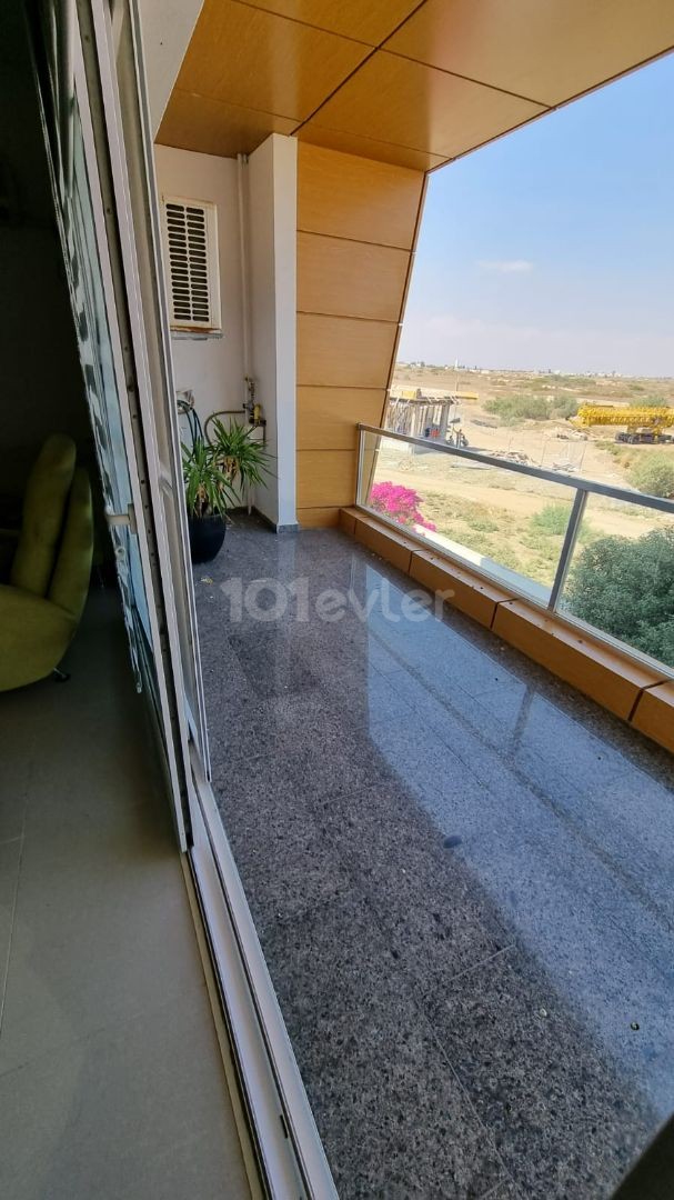 2 + 1 RENTAL APARTMENT WITH ON-SITE POOL IN FAMAGUSTA ** 