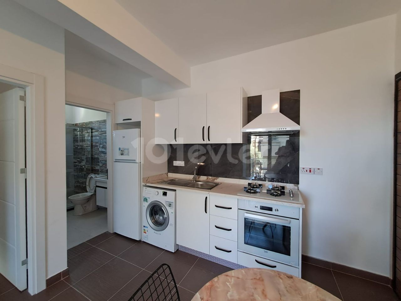 LUXURY 1 + 1 APARTMENT FOR RENT IN THE CENTER OF FAMAGUSTA ** 