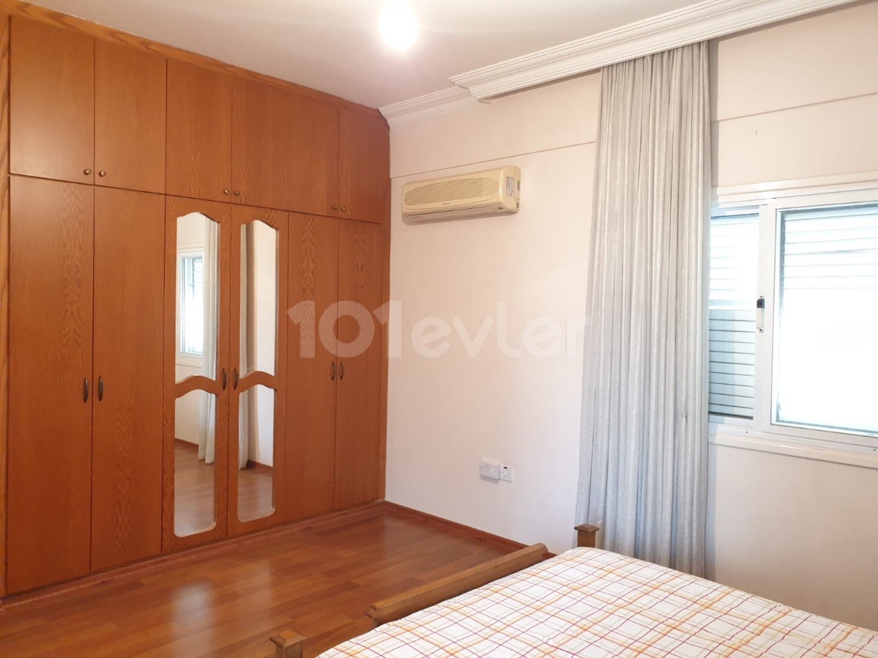 FULLY FURNISHED 3+1 FLAT FOR RENT IN FAMAGUSTA CENTER