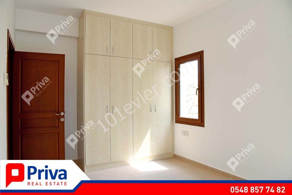 KYRENİA, GİRNE VİLLA FOR SALE