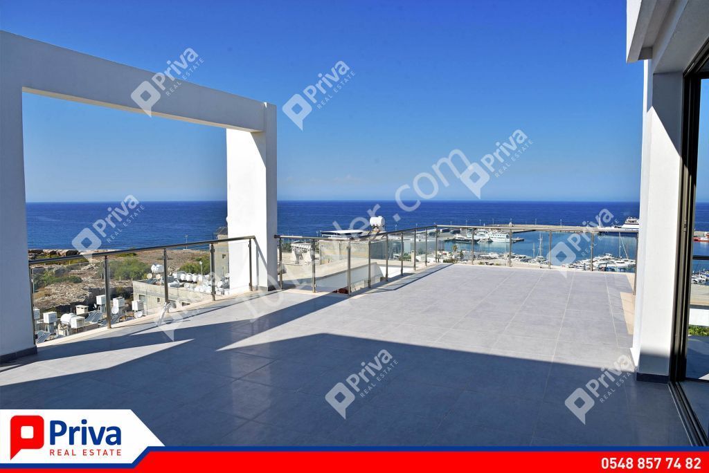 Penthouse For Sale in Girne Merkez, Kyrenia