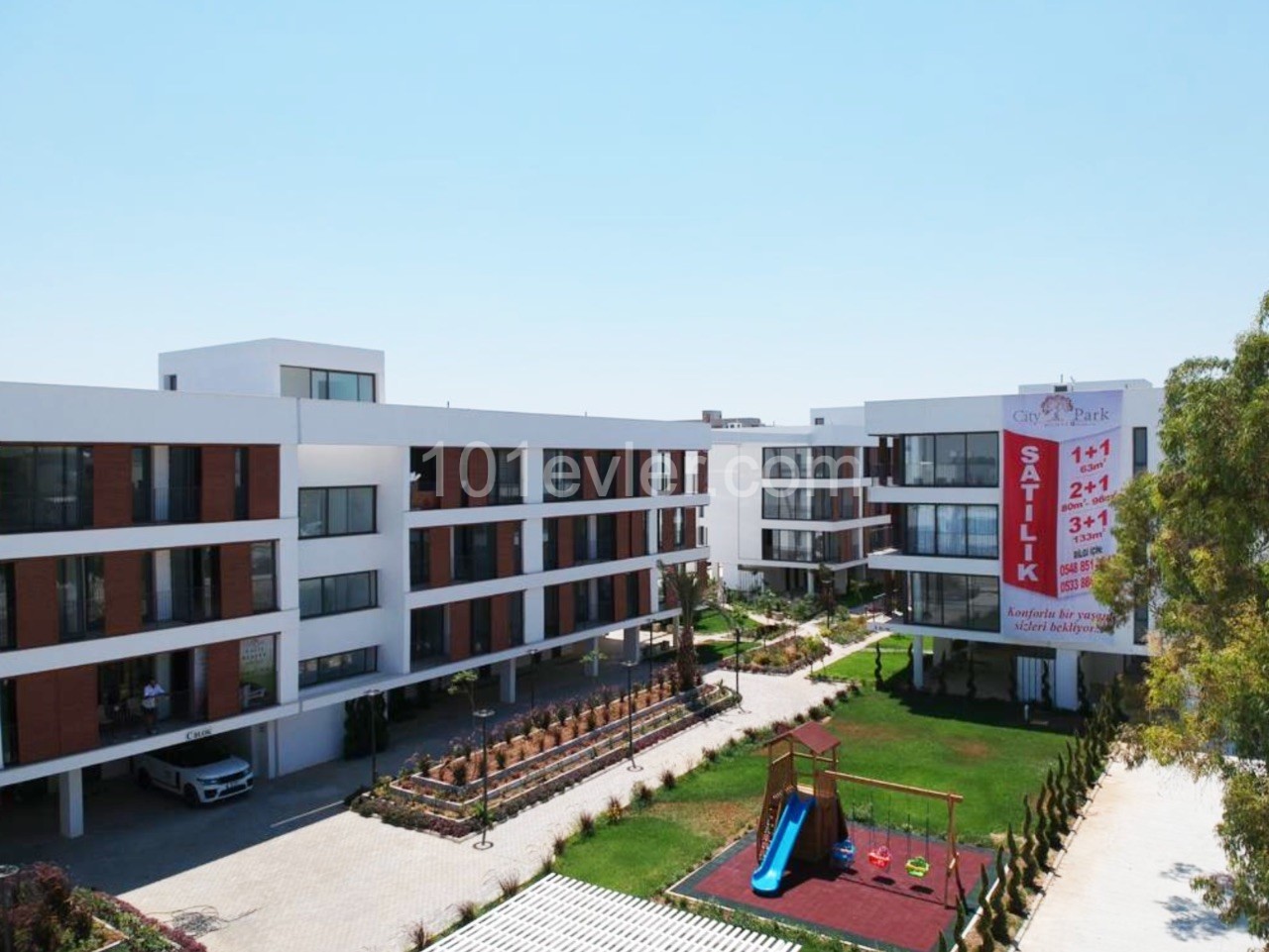 KIBRIS LEFKOŞA HAMİKÖY  3+1 SATILIK DAİRE, BAHÇELİ VE GÜVENLİK SİTEDE