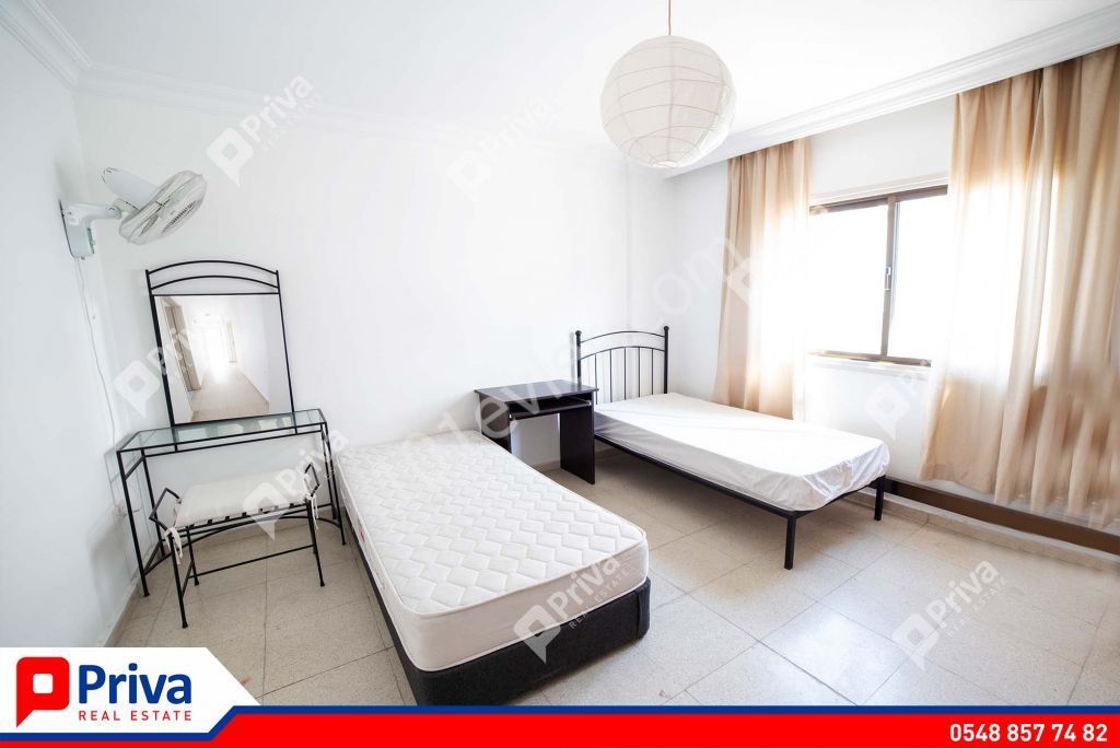 Flat To Rent in Girne Merkez, Kyrenia