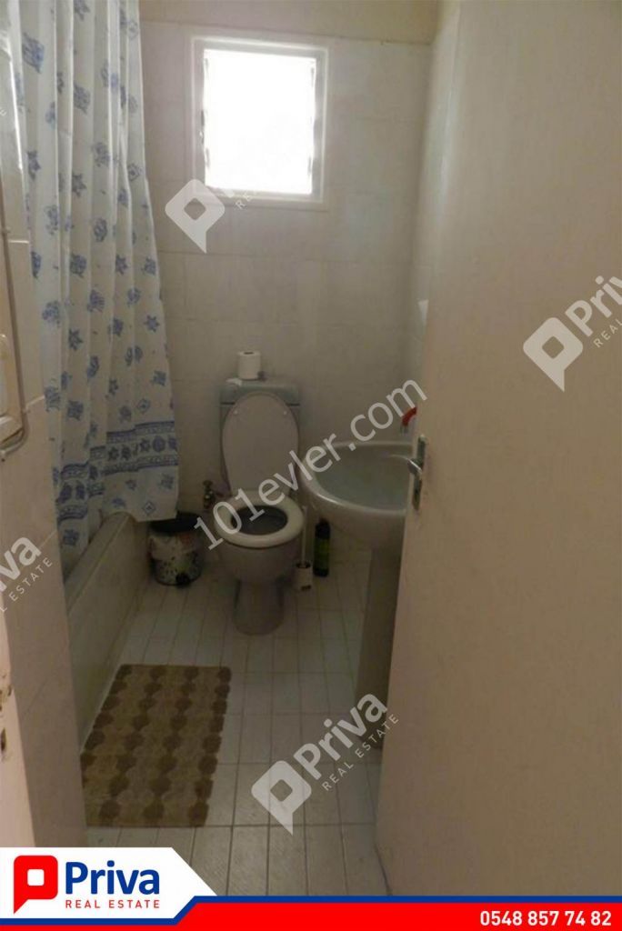 GİRNE MERKEZDE 3+1 SATILIK DAİRE