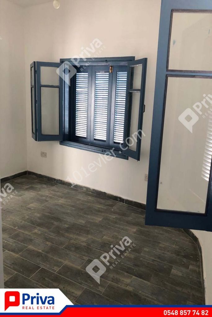 Detached House To Rent in Girne Merkez, Kyrenia