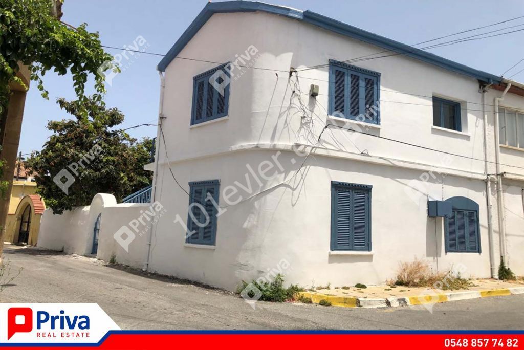 Detached House To Rent in Girne Merkez, Kyrenia