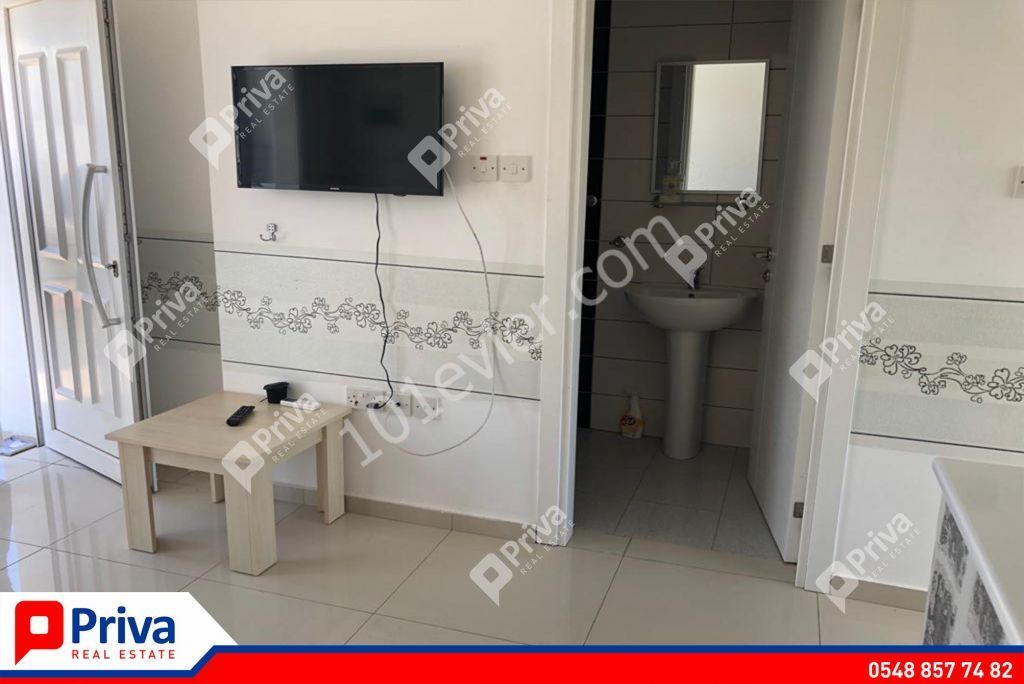 KIBRIS GİRNE ELEXUS OTEL KARŞISI 1+1 SATILIK DAİRE