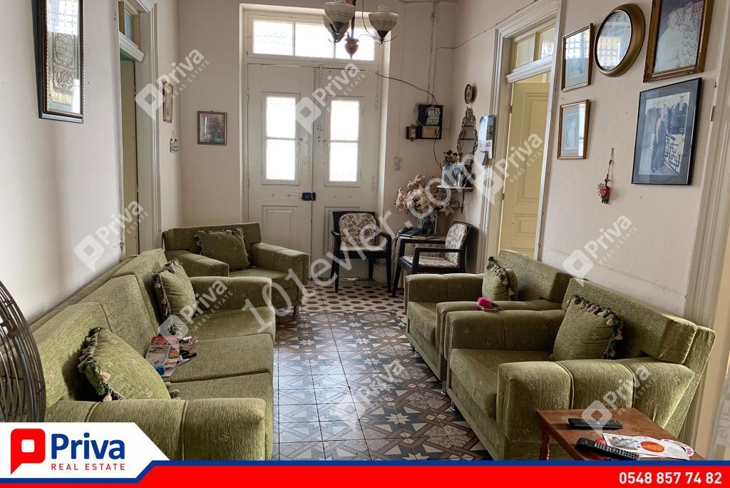 3+1 DETACHED HOUSE FOR SALE IN THE CENTER OF KYRENIA, CYPRUS ** 