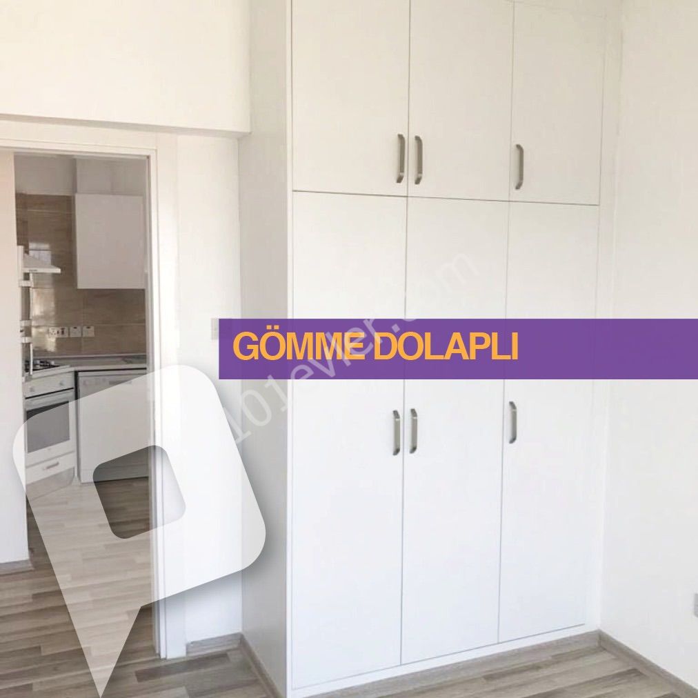 GİRNE MERKEZ MUHTEŞEM DENİZ VE DAĞ MANZARALI KİRALIK DAİRE 95 M2