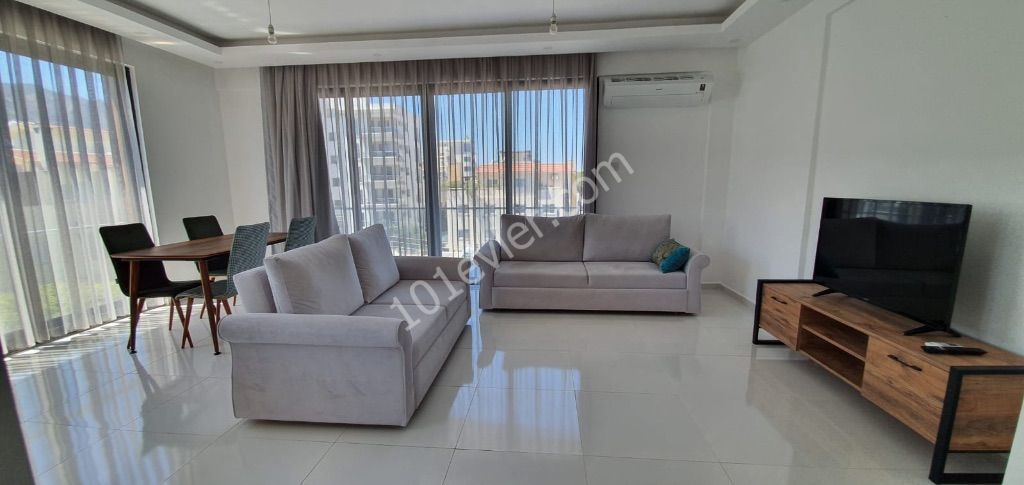 FLAT FOR RENT 2+1 KYRENİA CİTY CENTER