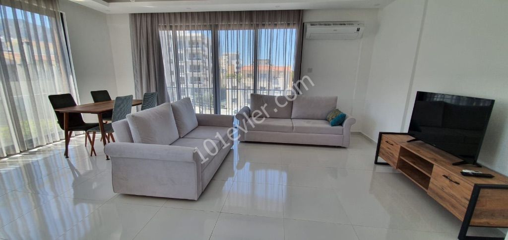 FLAT FOR RENT 2+1 KYRENİA CİTY CENTER