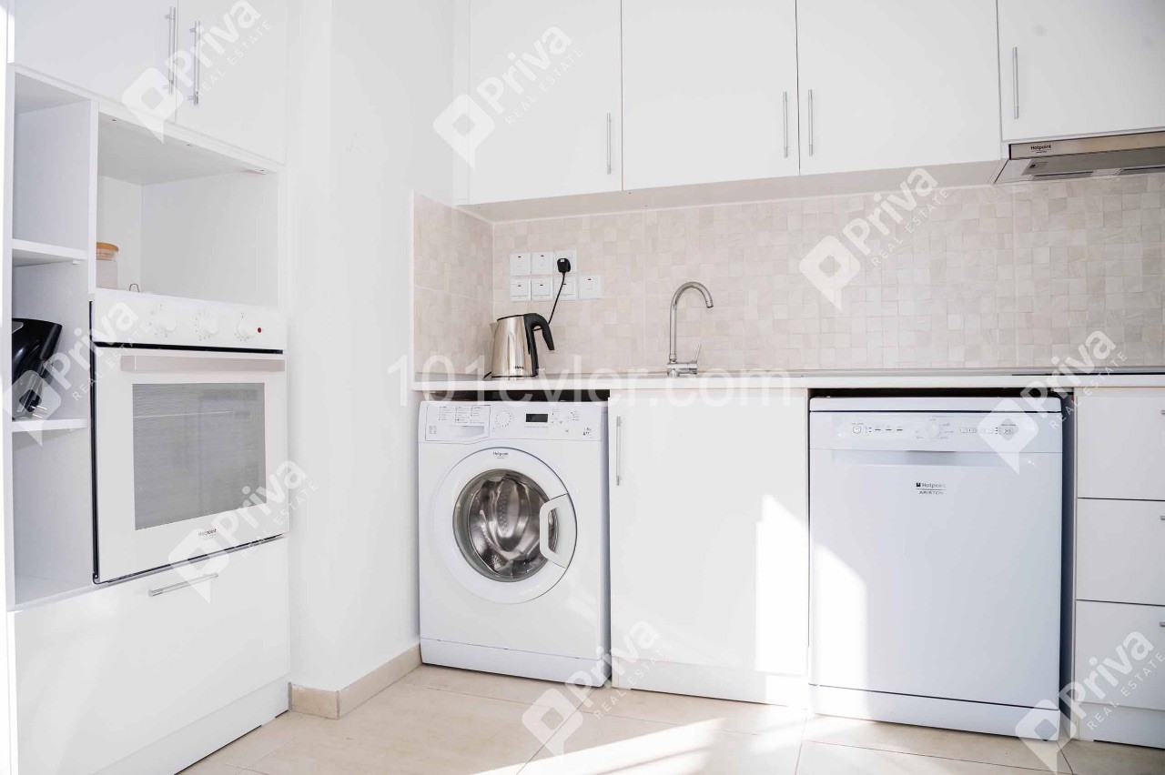 Flat To Rent in Alsancak, Kyrenia