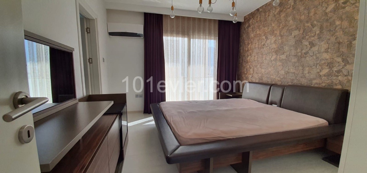 Flat For Sale in Aşağı Girne, Kyrenia