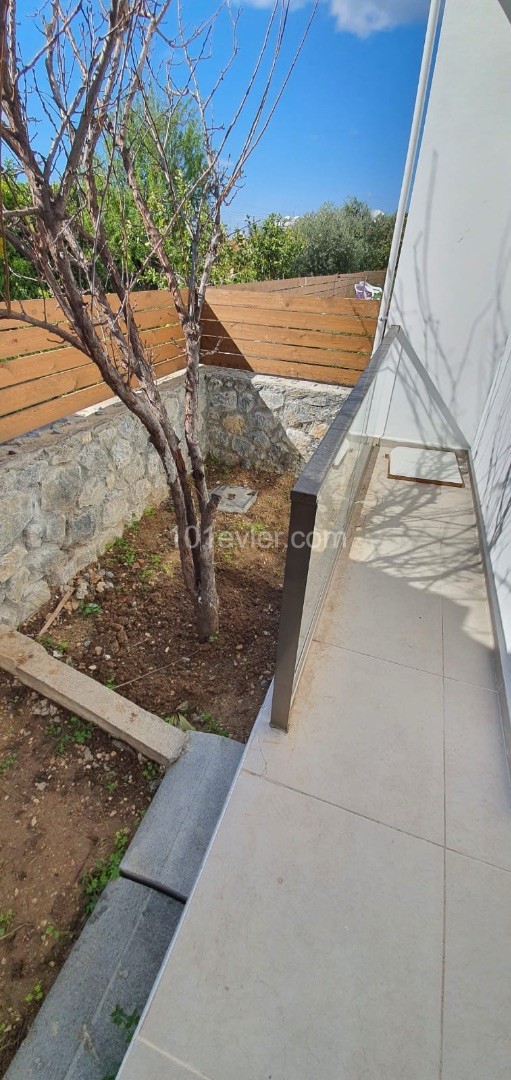 2 bedroom flat for rent in Alsancak, with garden, fruit trees, well