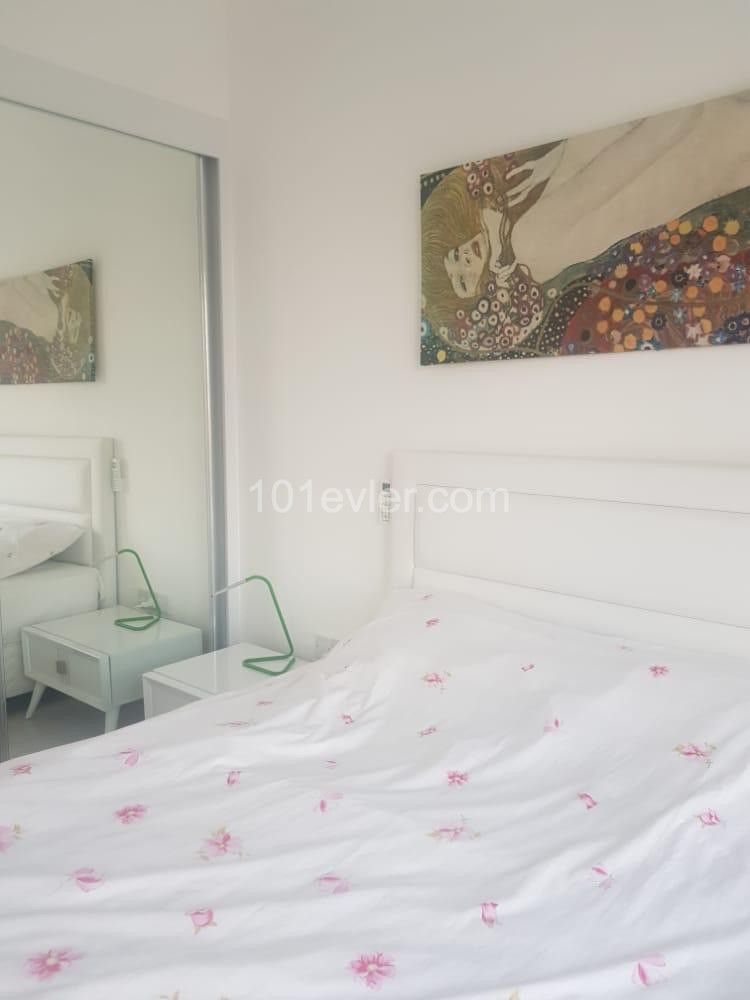 Flat To Rent in Alsancak, Kyrenia