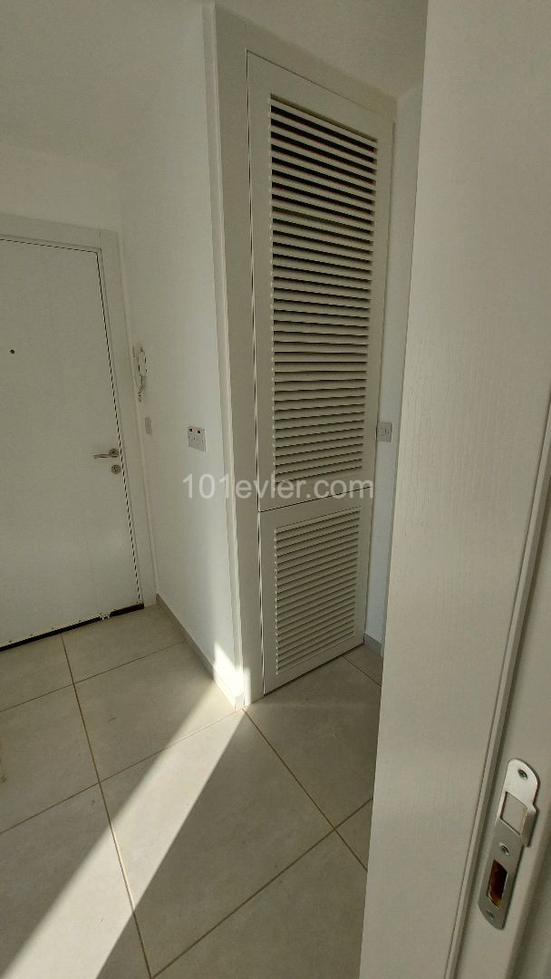 1+1 in a complex in Alsancak, Kyrenia ** 