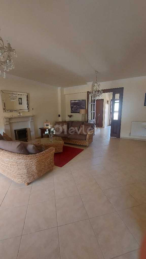 3 bedroom villa in Kyrenia 