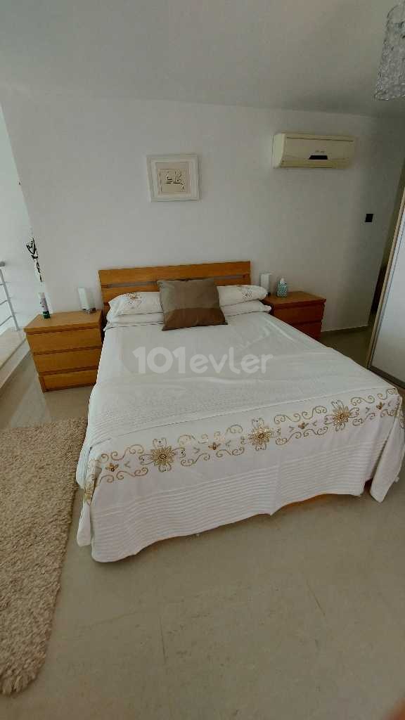 Kyrenia Dogankoy de duplex 2+1 ** 