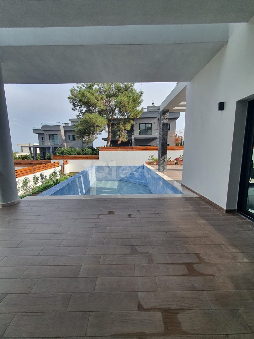 Villa To Rent in Girne Merkez, Kyrenia