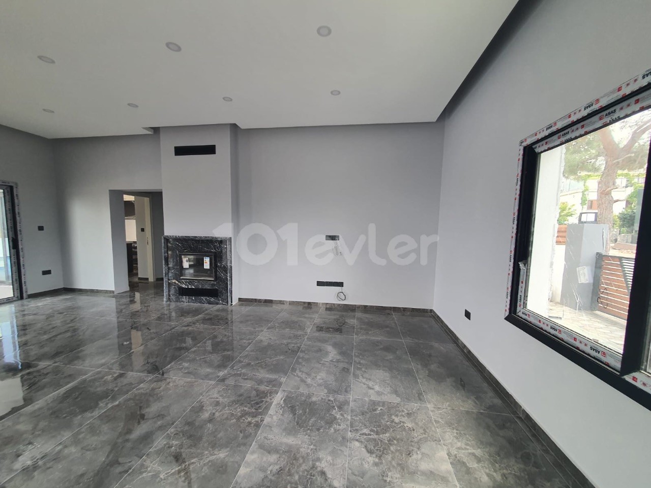 Villa To Rent in Girne Merkez, Kyrenia