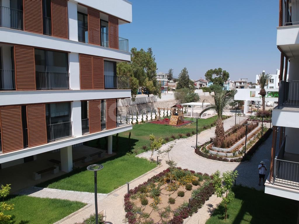 CYPRUS LEFKOŞA HAMİTKÖY 2+1 ZERO APARTMENT FOR RENT, Furnished, SECURITY SITE, 1000m2 GARDEN, NEARAR NOTAR UNIVERSITY STOPS 