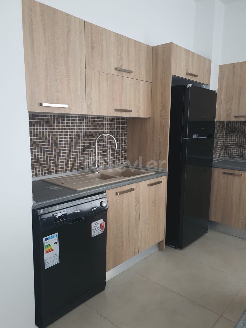 KIBRIS,LEFKOŞA, HAMİTKÖY 3+1 EŞYALI YENİ KİRALIK DAİRE, GÜVENLİKLİ SİTE İÇİNDE,ÜNİVERSİTELERE YAKIN,ÇOCUK OYUN PARKLI