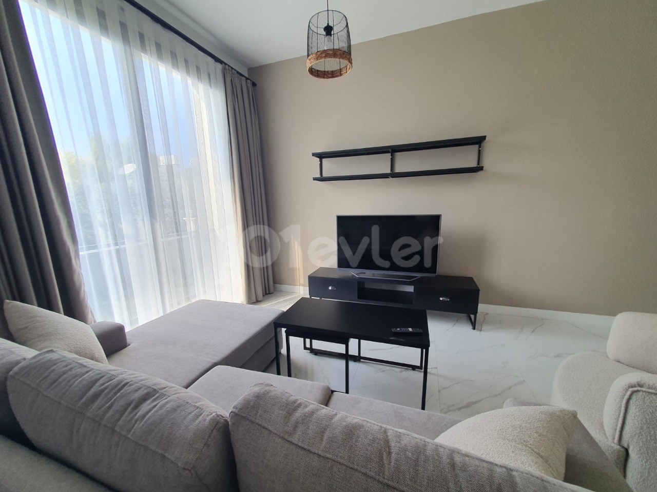 KIBRIS, GİRNE, ALSANCAK KİRALIK YENİ 2+1 EŞYALI DAİRE, DENİZ,ÇEVREYOLUNA VE MARKETLERE YAKIN, MÜKEMMEL KONUM