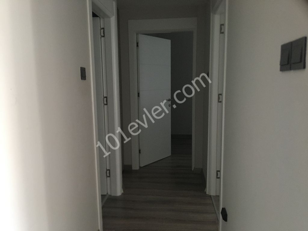 KKTC GİRNE MERKEZDE KİRALIK LUX 2+1 DAİRE 