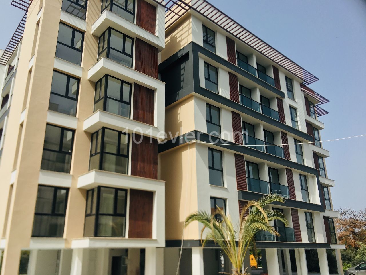 KKTC GİRNE MERKEZDE SATILIK SIFIR DAİRE 