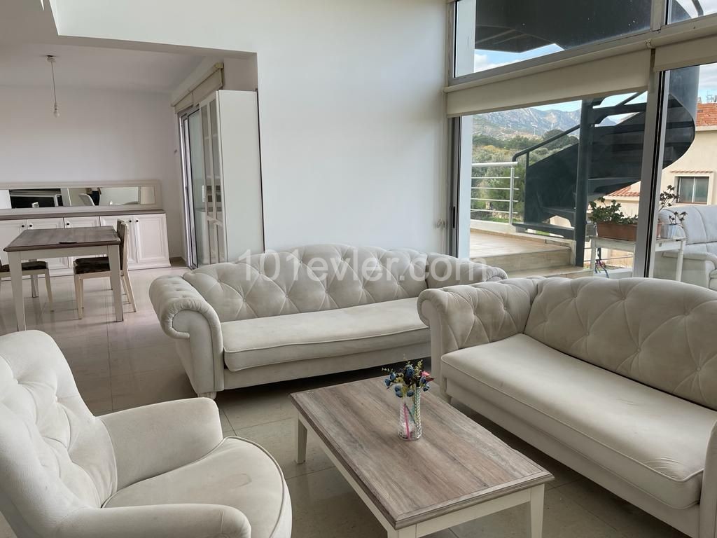 NORDZYPERN KYRENIA DOGANKÖY ZENTRUM ZUR MIETE VOR ORT LU LLOGARA DUPLE LLOGARA APARTMENT ** 