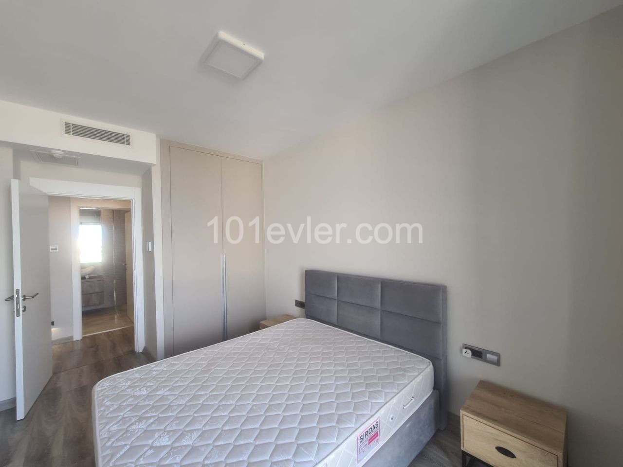 LUXURIOUS FLAT FOR RENT IN KKTC KYRENIA CENTER ** 