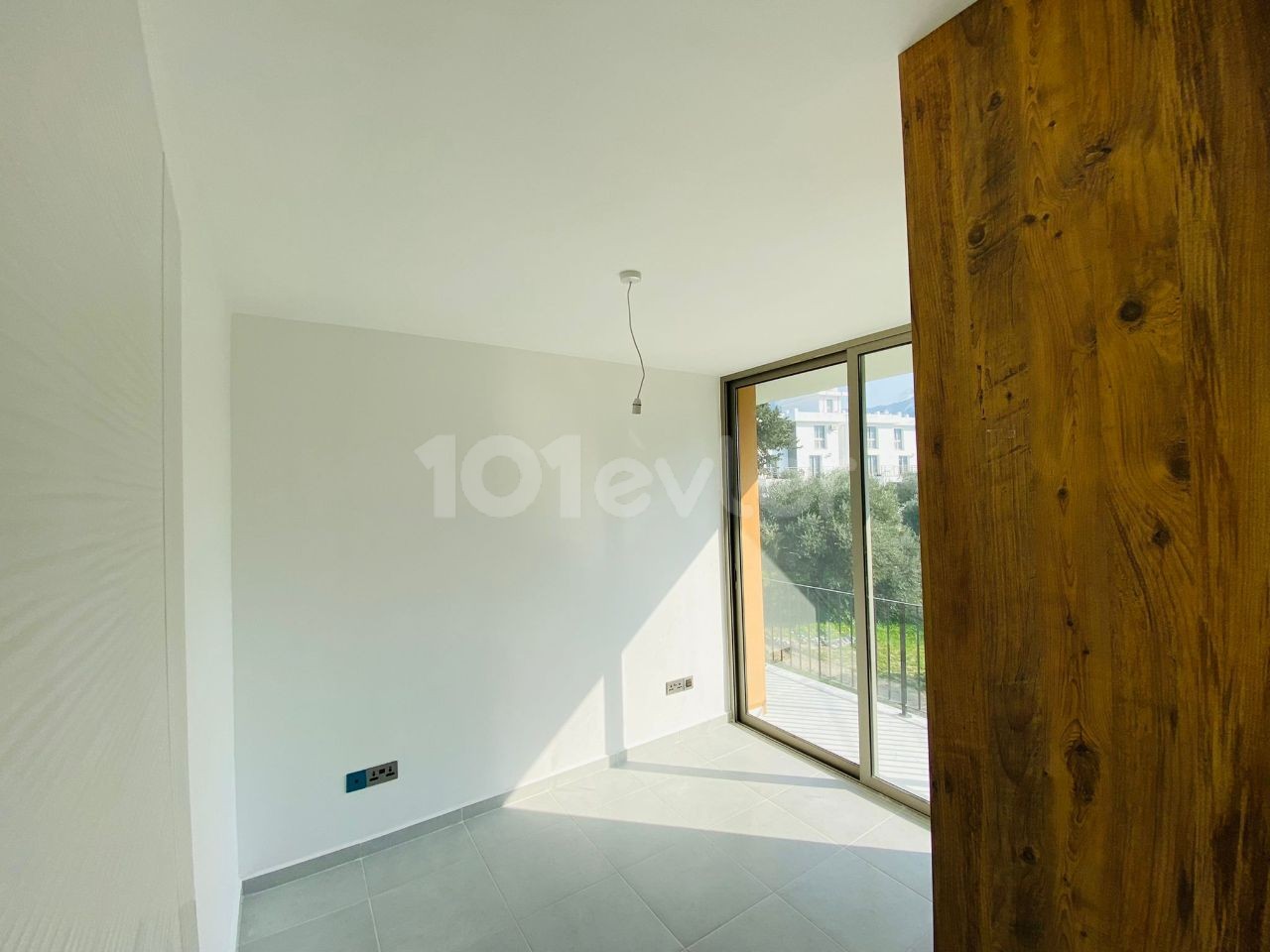 ZERO PENTHOUSE FOR SALE IN ALSANCAKTA, KYRENIA, OPEN FOR EXCHANGE ** 