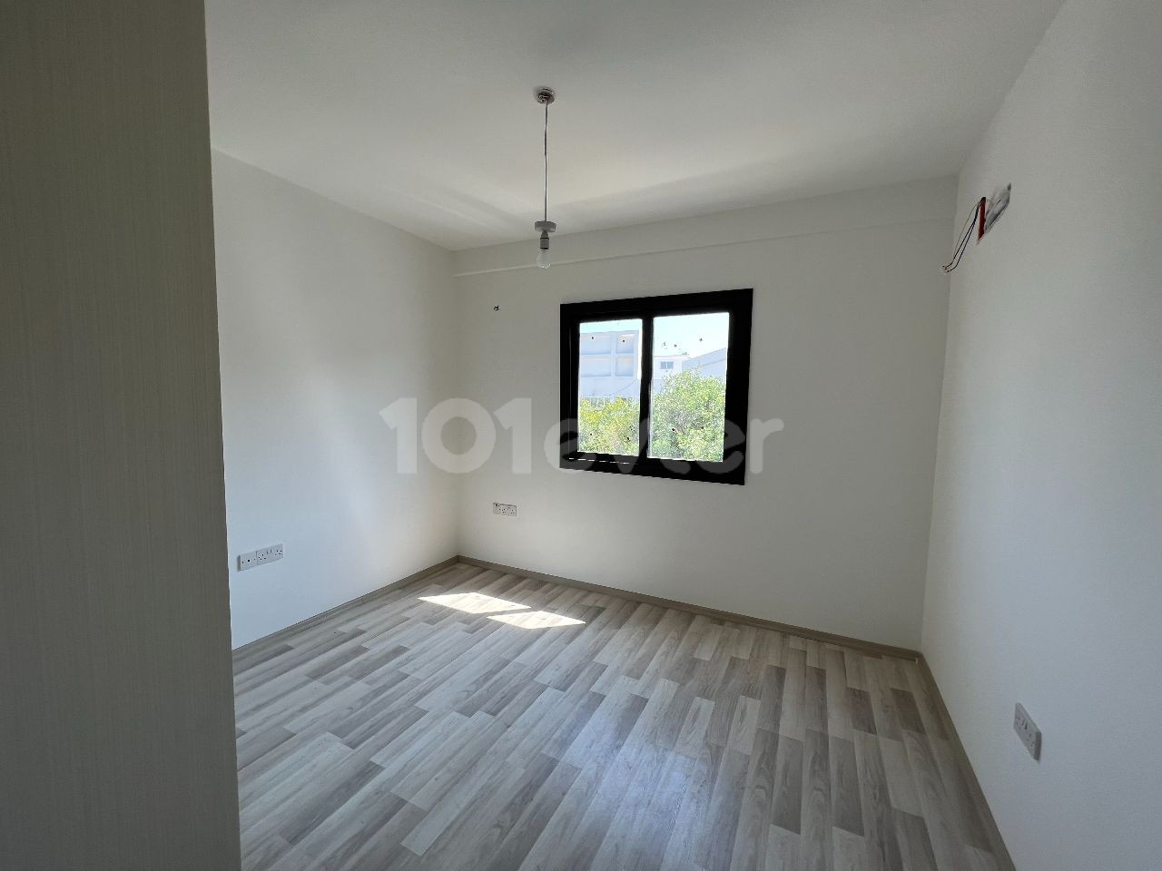 TRNC KYRENIA ALSANCAK COMPLETED ZERO APARTMENTS IN THE CENTER ** 