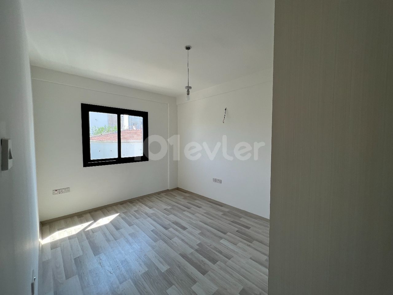 TRNC KYRENIA ALSANCAK COMPLETED ZERO APARTMENTS IN THE CENTER ** 