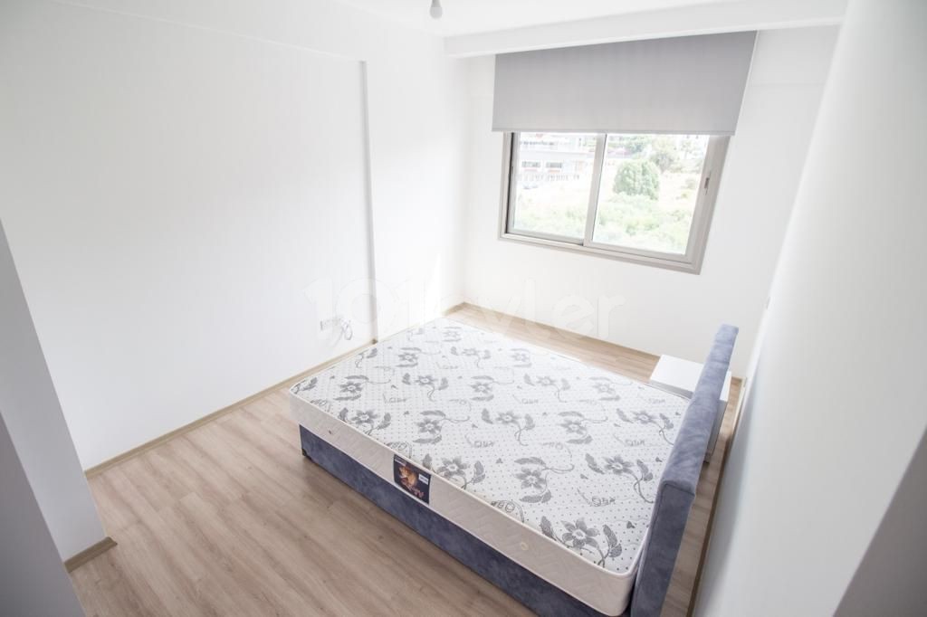 2+1 NEUE WOHNUNG ZUR MIETE IM ZENTRUM VON KYRENIA ** 