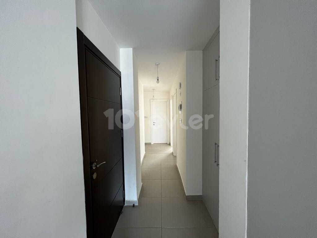 Flat To Rent in Girne Merkez, Kyrenia