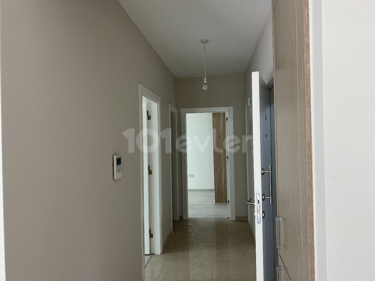 Flat For Sale in Aşağı Girne, Kyrenia