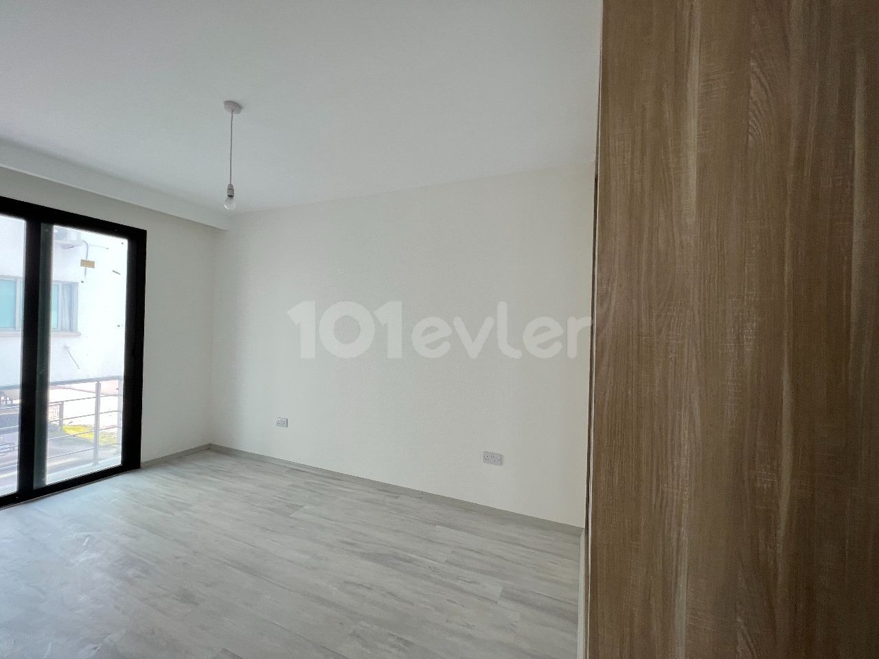 KKTC GİRNE MERKEZDE SATILIK SIFIR 2+1 DAİRE