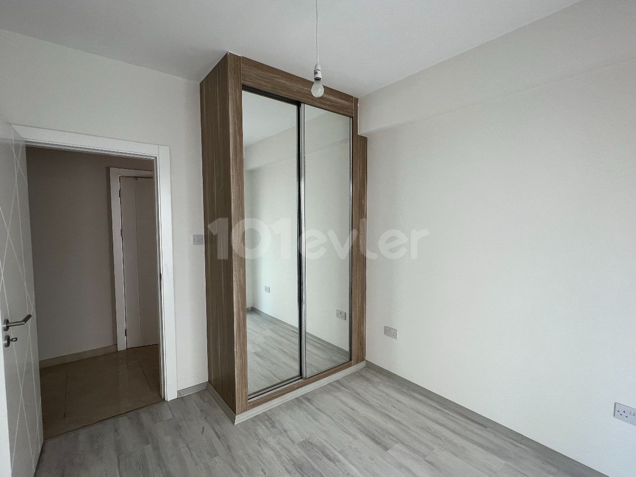 KKTC GİRNE MERKEZDE SATILIK SIFIR 2+1 DAİRE