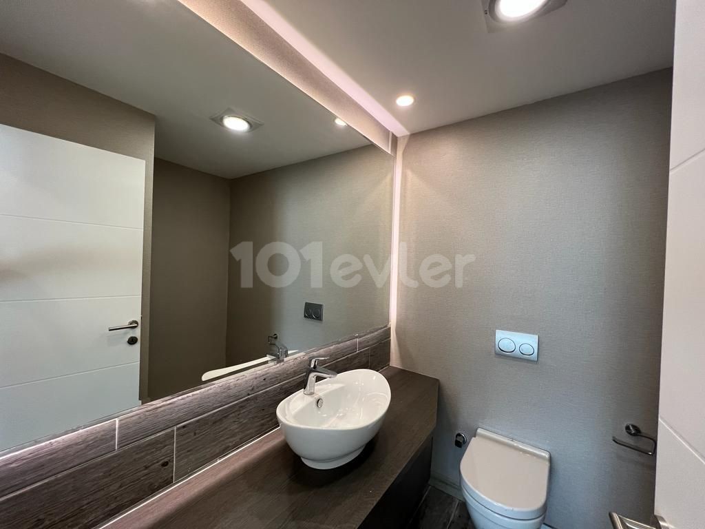 Flat To Rent in Girne Merkez, Kyrenia