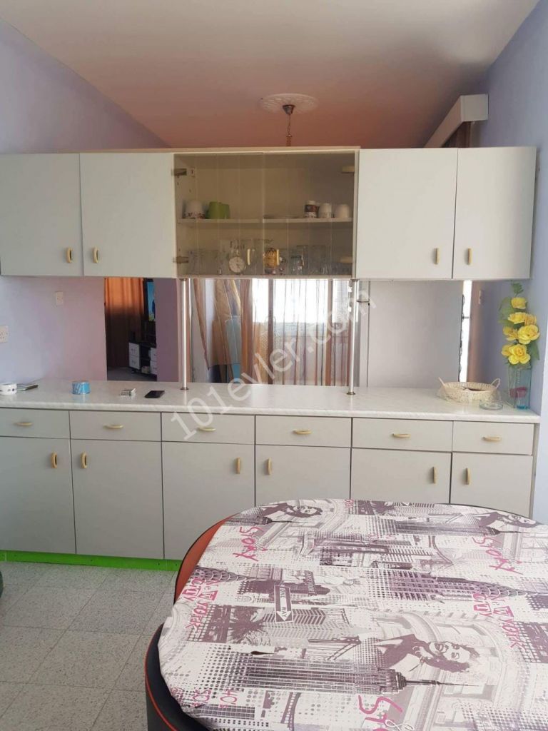 Flat To Rent in Girne Merkez, Kyrenia